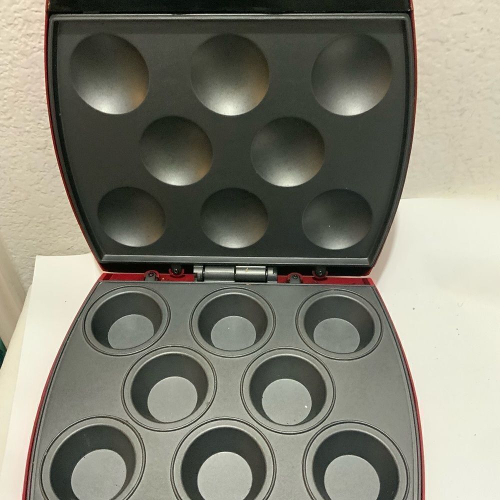 The Original Babycakes Cupcake Maker CC-96RD Non Stick Coating Red - Picture 6 of 6